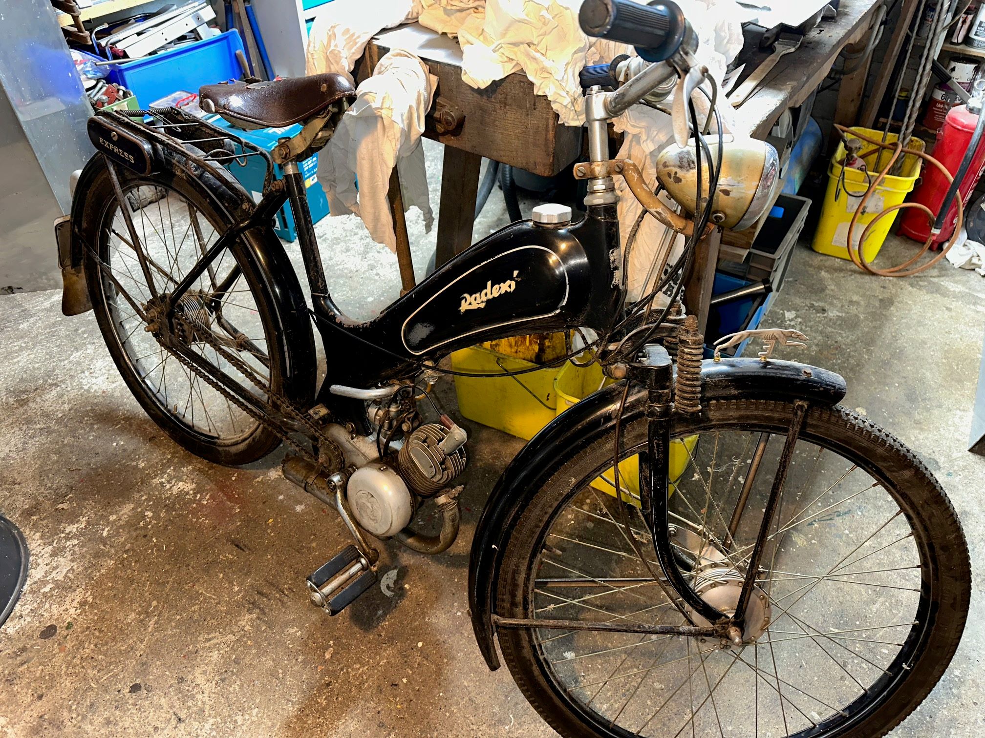 IMG_2838.jpg radexi2.jpg