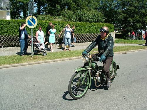 10317-Oldtimertreffen-Muehlhausen-050807-med.jpg